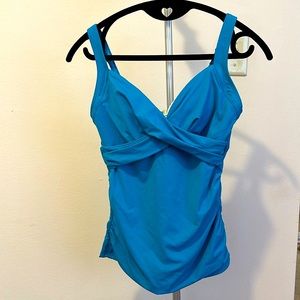 Land’s End women’s wrap underwire wrap Tankini top size 2